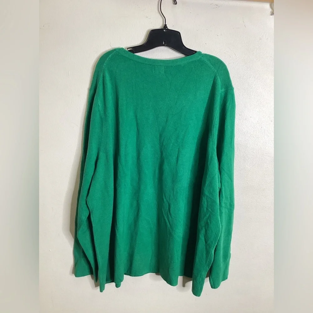 a new day day crewneck size